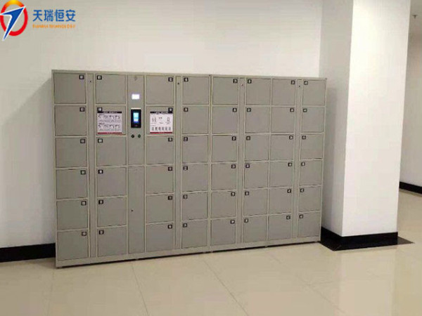北京市順義區委黨校采用我司人臉識別智能寄存柜項目